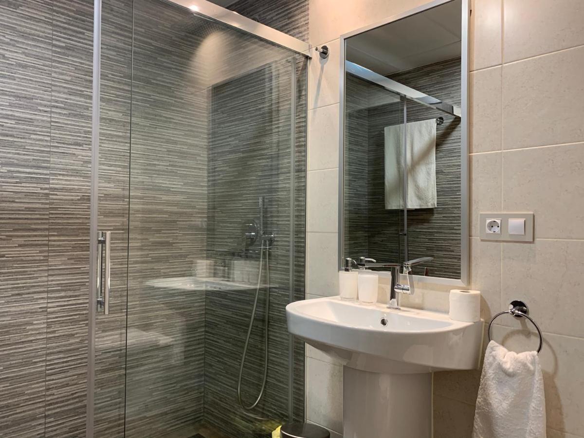 Apartamento De Lujo En Primera Linea De Playa 베니돔 외부 사진