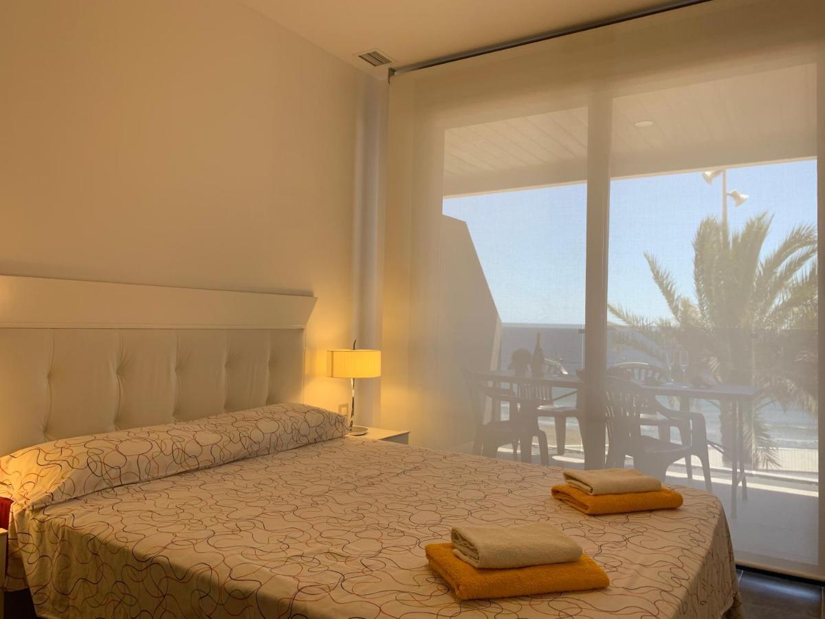 Apartamento De Lujo En Primera Linea De Playa 베니돔 외부 사진