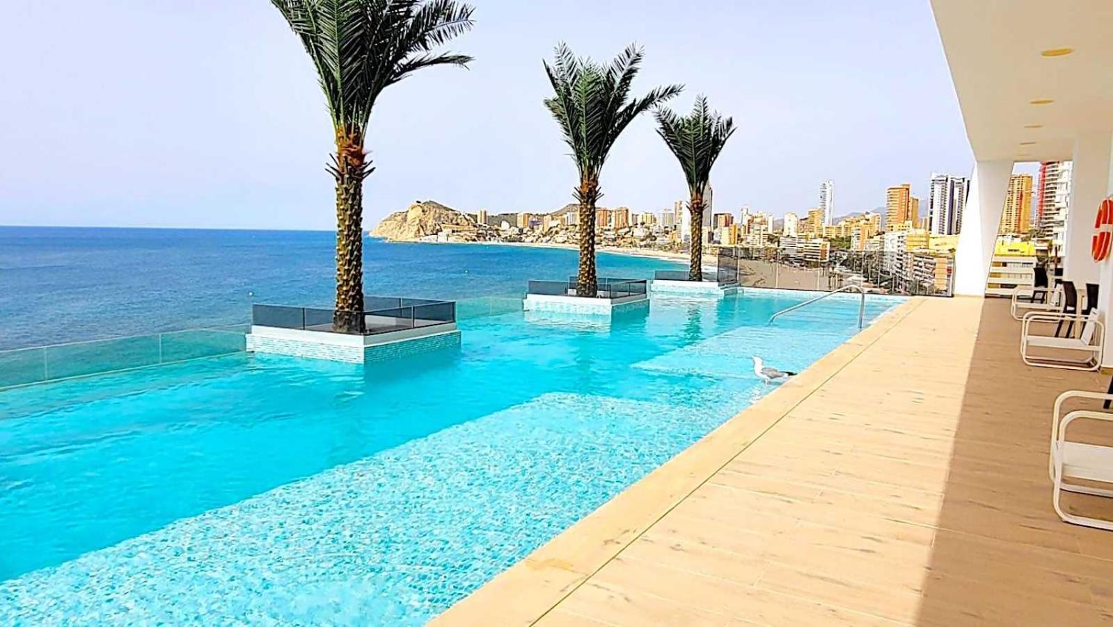 Apartamento De Lujo En Primera Linea De Playa 베니돔 외부 사진